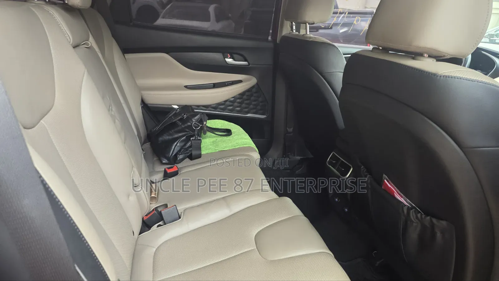 Hyundai Santa Fe 2021 Red