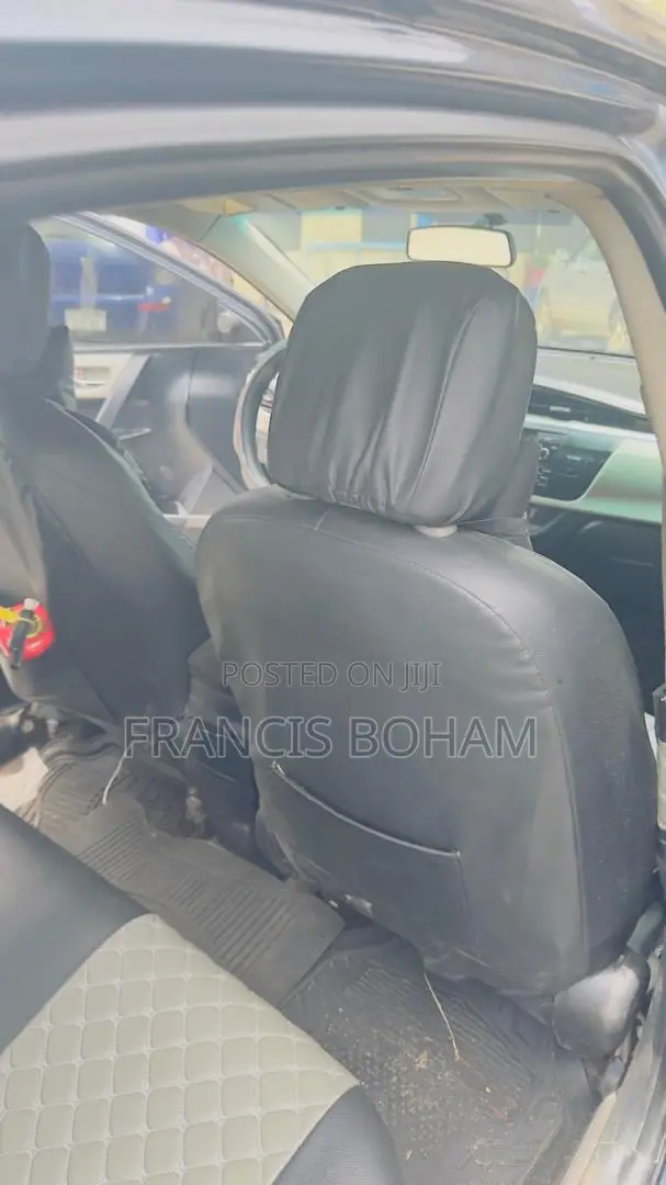 Toyota Corolla 2015 Black