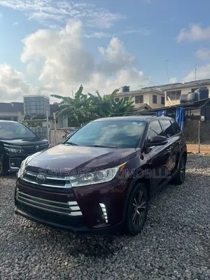 Toyota Highlander LE 2019
