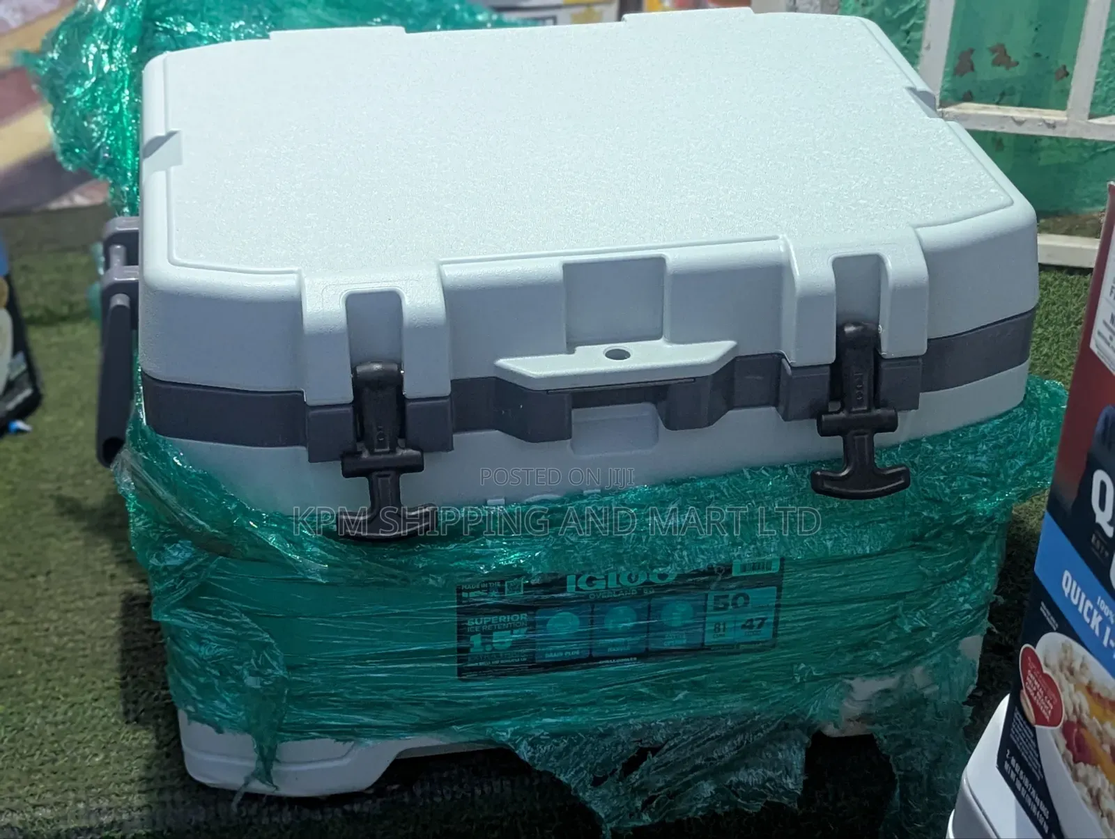 Igloo Ice Chest for Camping (50qt 42l)
