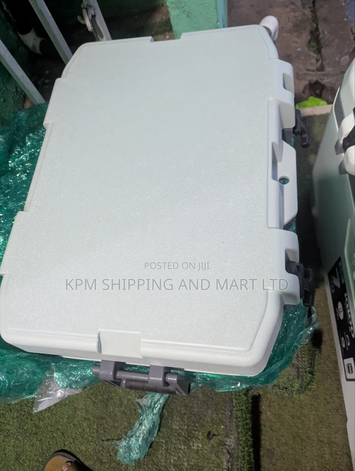 Igloo Ice Chest for Camping (50qt 42l)