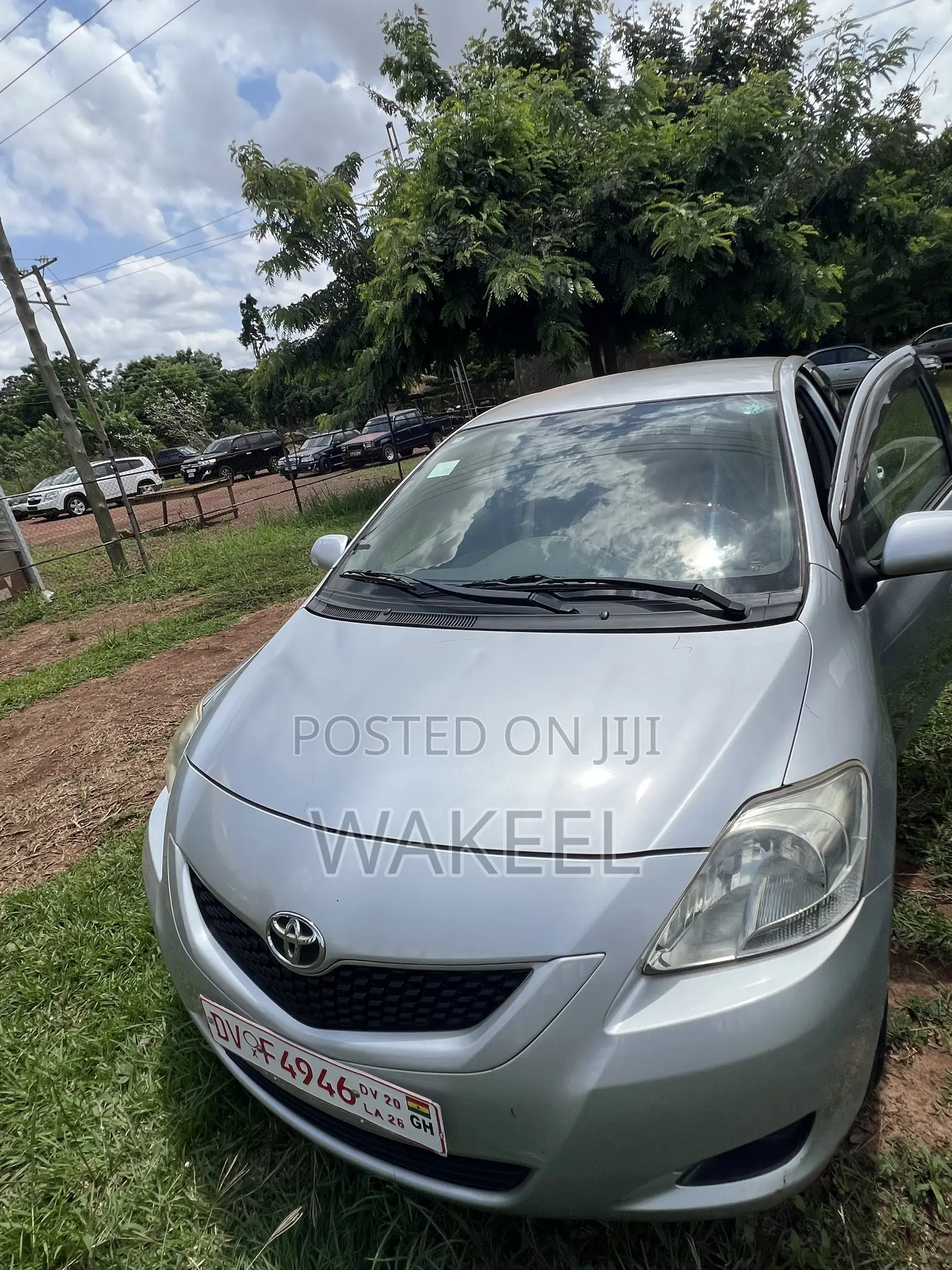 Toyota Belta 2010 Silver