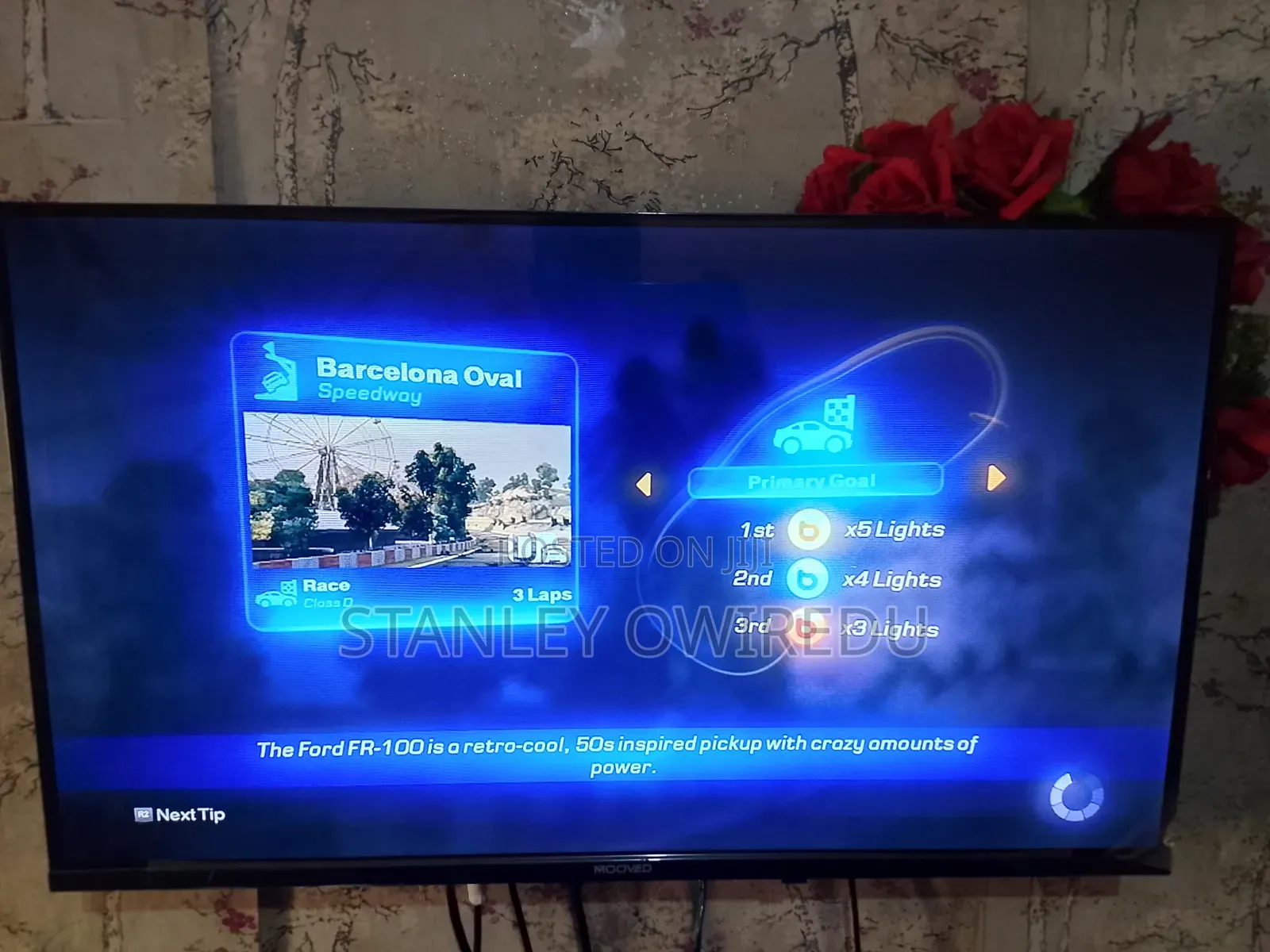 Mooved 32 Inches Digital Satellite Tv