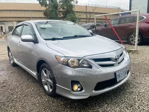 Toyota Corolla 2013 Silver