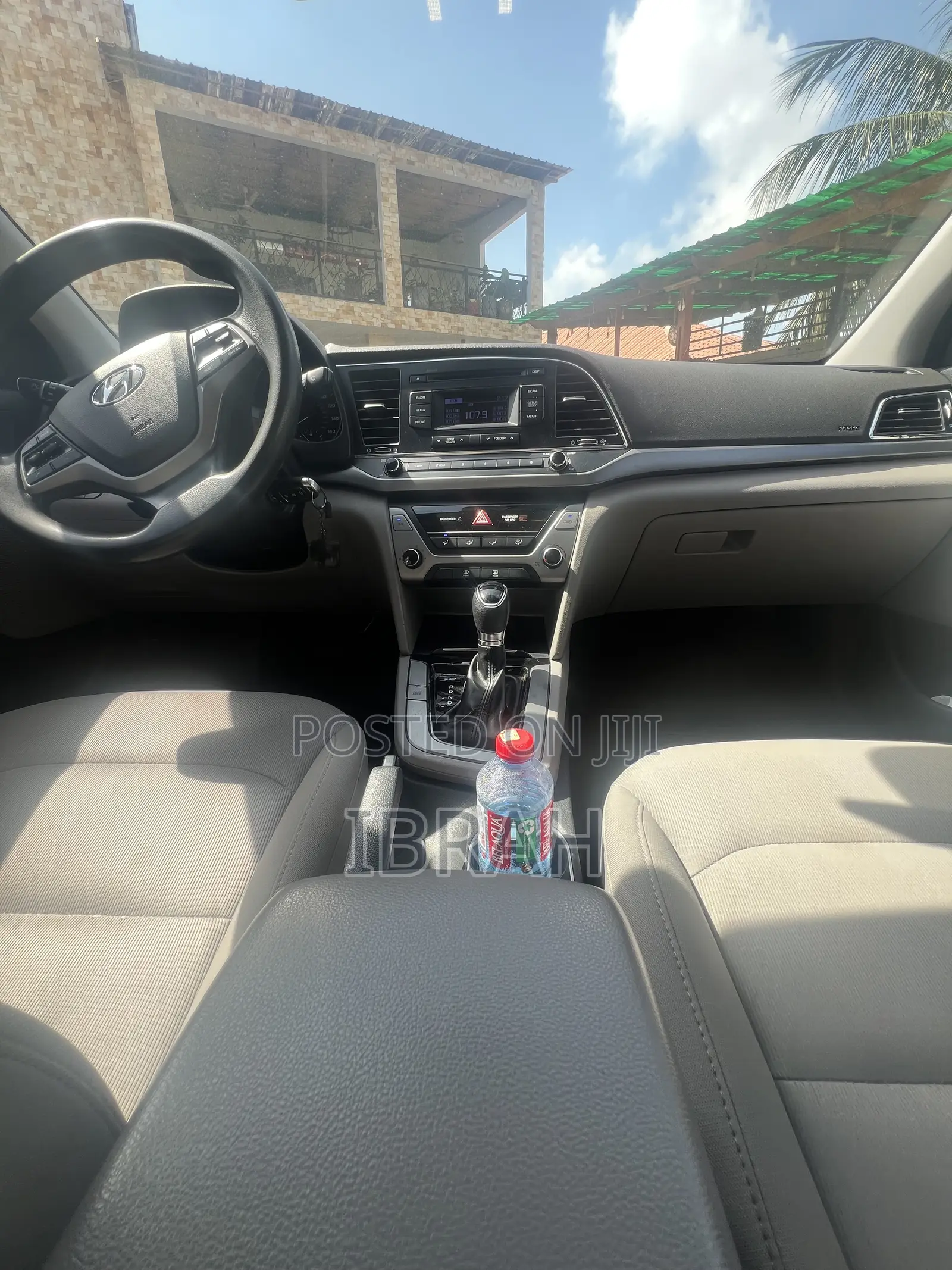 Hyundai Elantra 2018 Gray