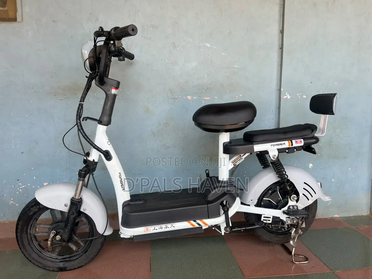 Motorcycle 2022 White