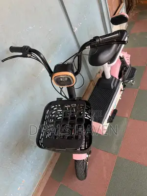 Motorcycle 2022 White