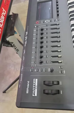 Roland Fanthom 8 Ex