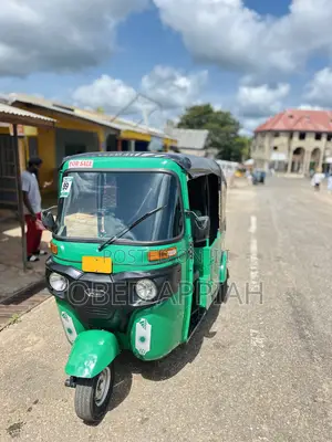 Bajaj RE 2025 Green