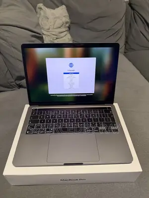 Laptop Apple MacBook Pro 2020 16GB Apple M1 SSD 512GB