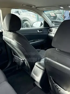 Kia Optima LX 4dr Sedan FWD (2.4L 4cyl 6M) 2017 Silver