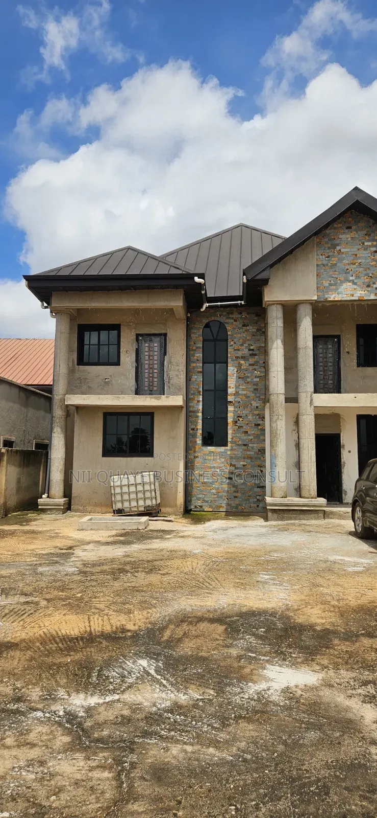 5bdrm House in Kokoben New Site, Kumasi Metropolitan for sale