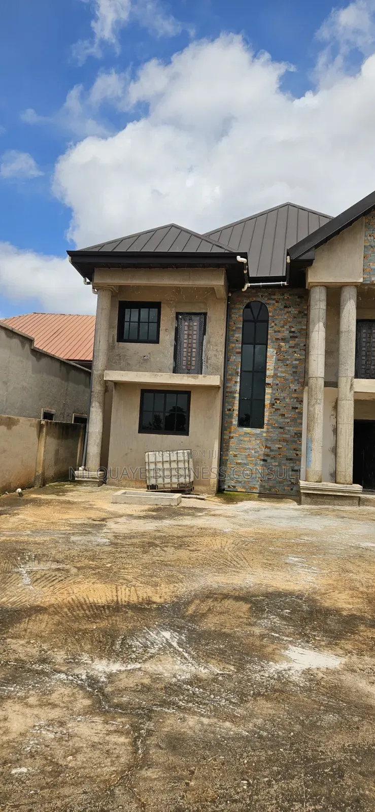 5bdrm House in Kokoben New Site, Kumasi Metropolitan for sale