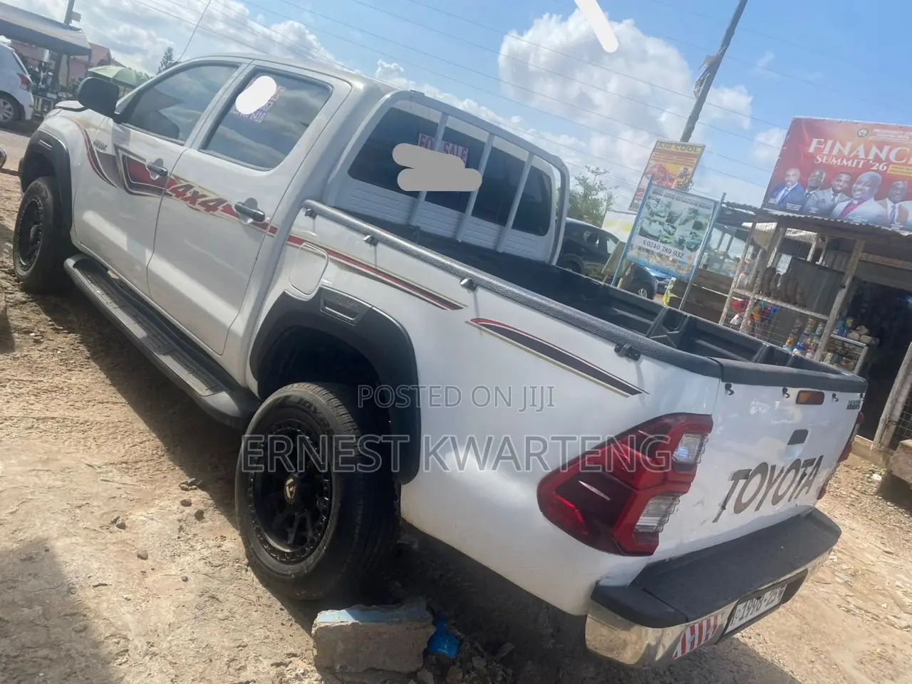 Toyota Hilux 2010 White