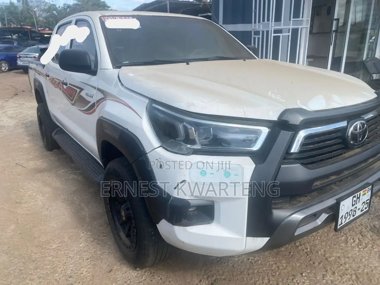 Toyota Hilux 2010 White
