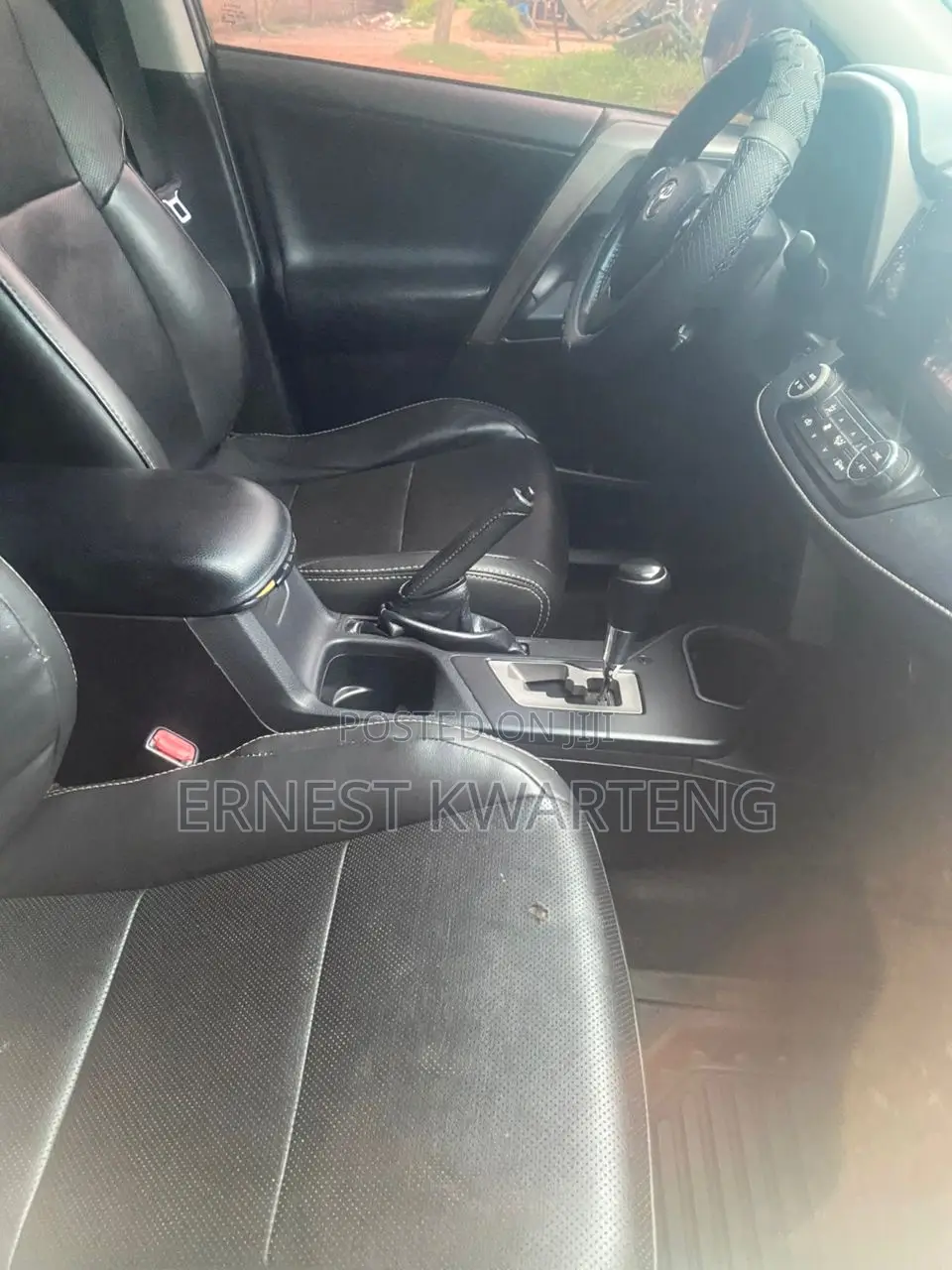 Toyota Hilux 2010 White