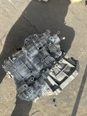 Toyota Corolla 2014 Gearbox (Transmission)