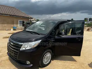 Toyota Voxy 2012 Brown