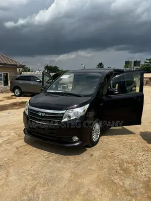 Toyota Voxy 2012 Brown