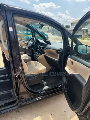 Toyota Voxy 2012 Brown