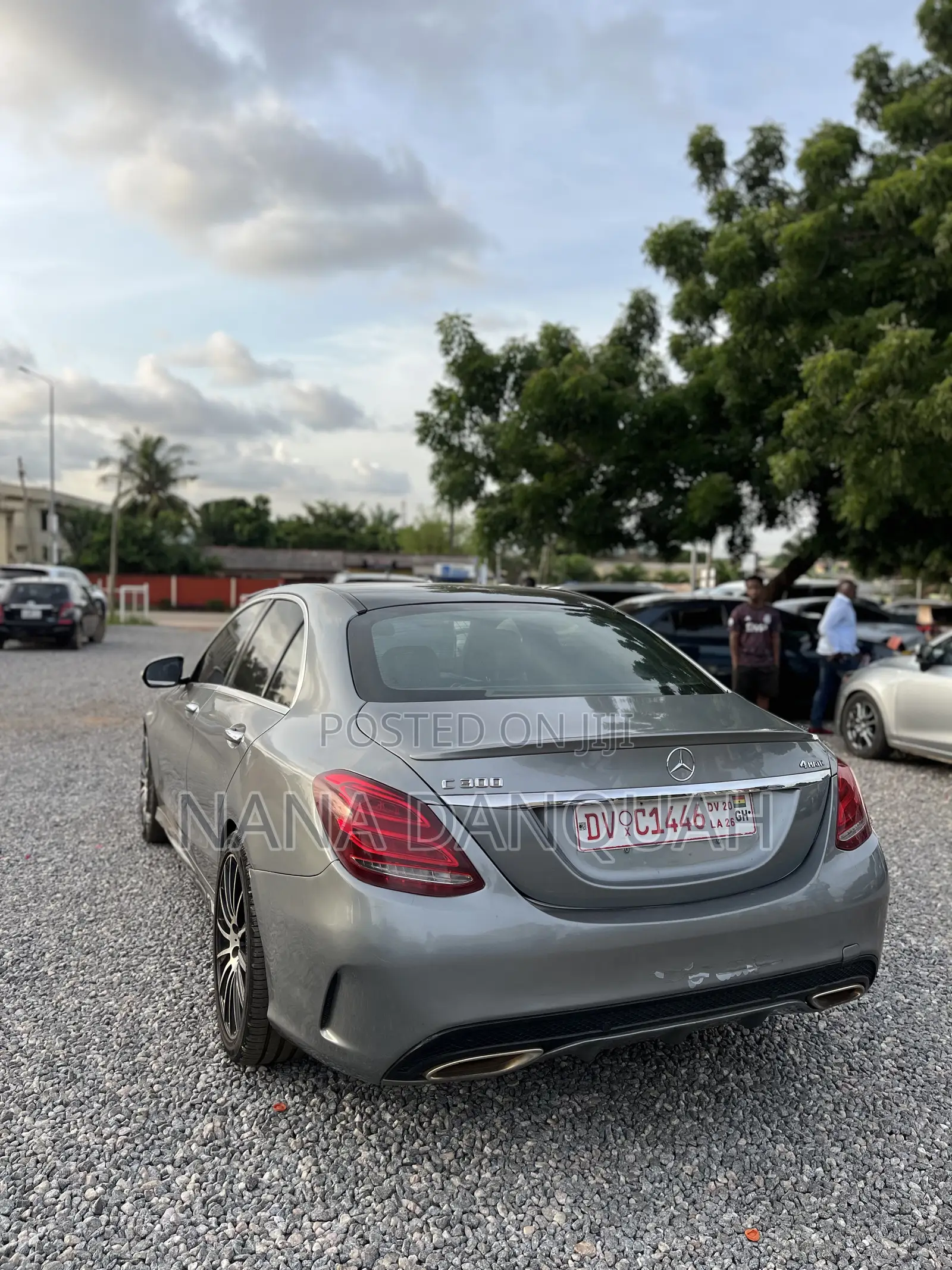 Mercedes-Benz C300 Base 4Matic Sedan AWD (2.0L 4cyl 7A) 2016 Gray