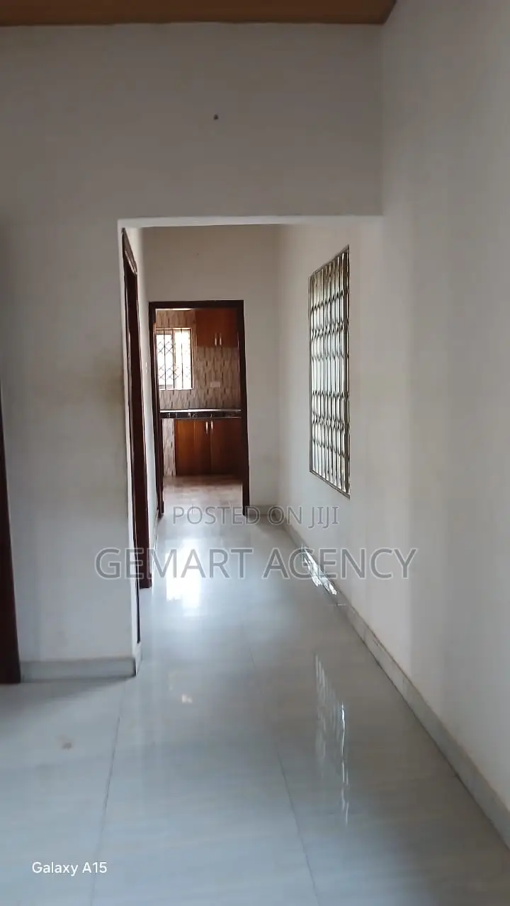 2bdrm Apartment in Acp, Kwabenya for rent