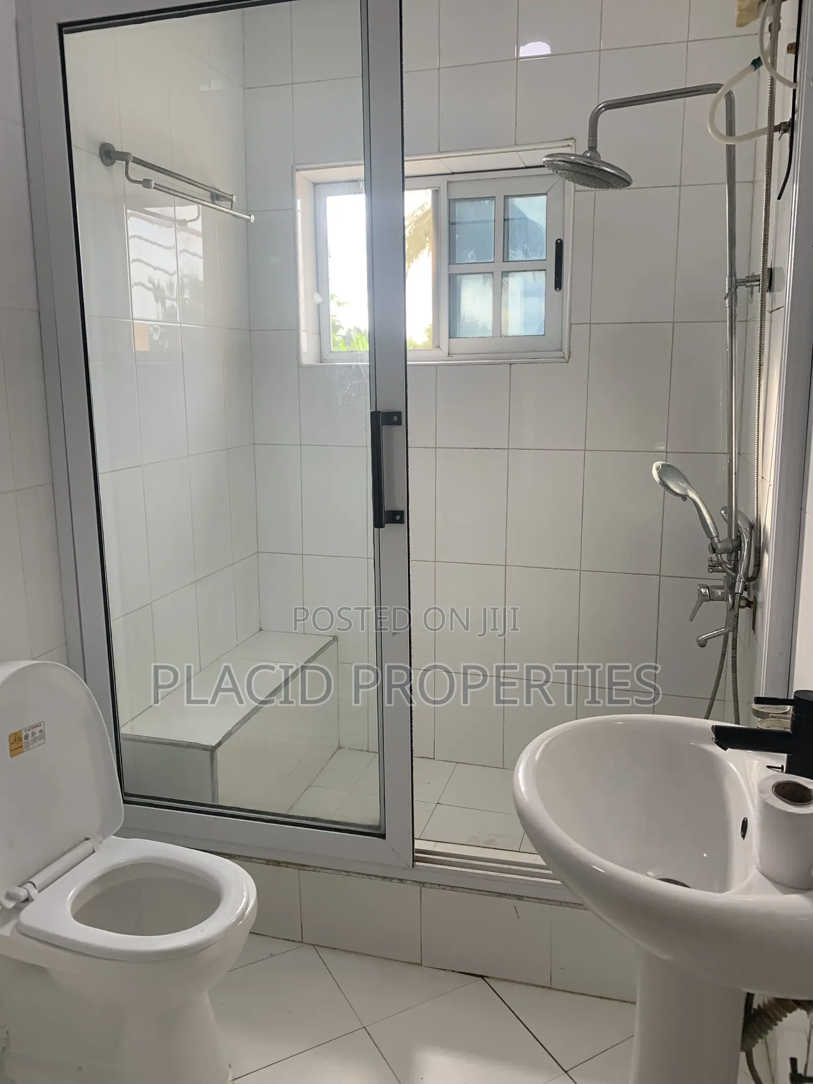 1bdrm Apartment in Ofankor Barrier for rent