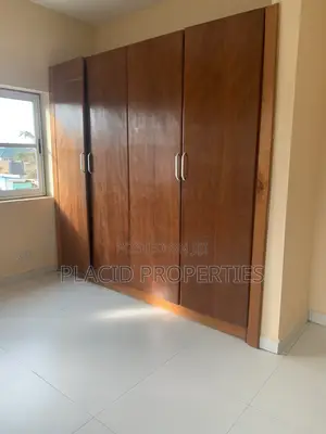 1bdrm Apartment in Ofankor Barrier for rent
