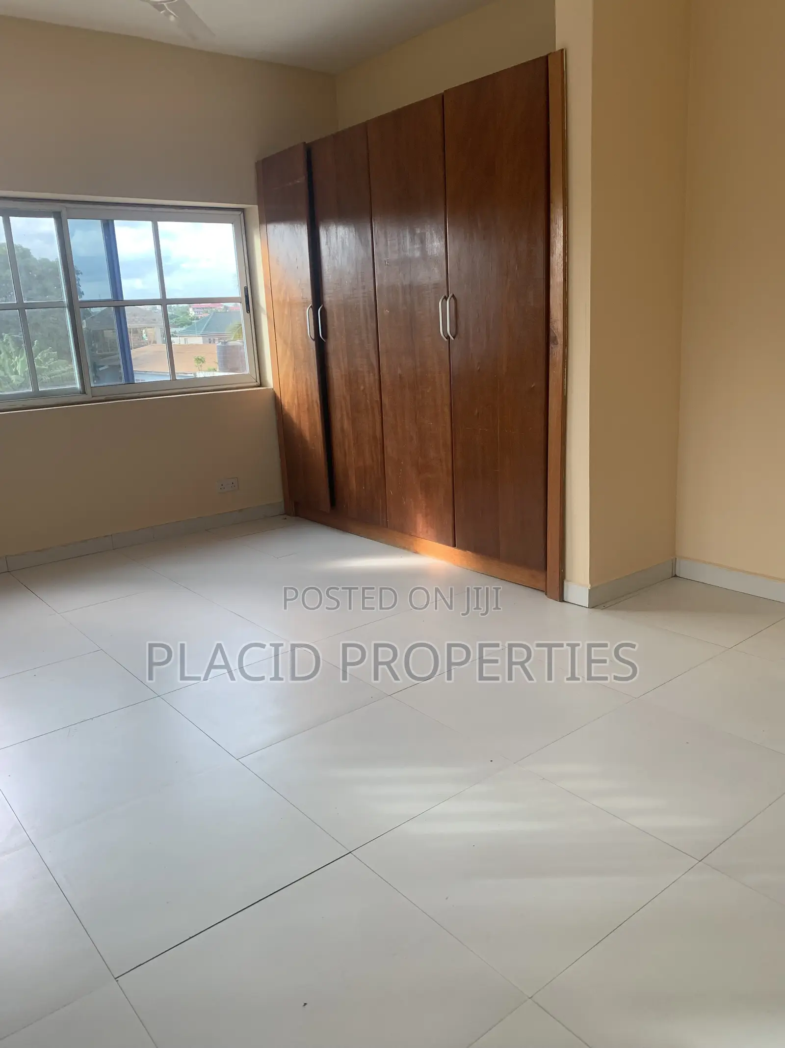 1bdrm Apartment in Ofankor Barrier for rent