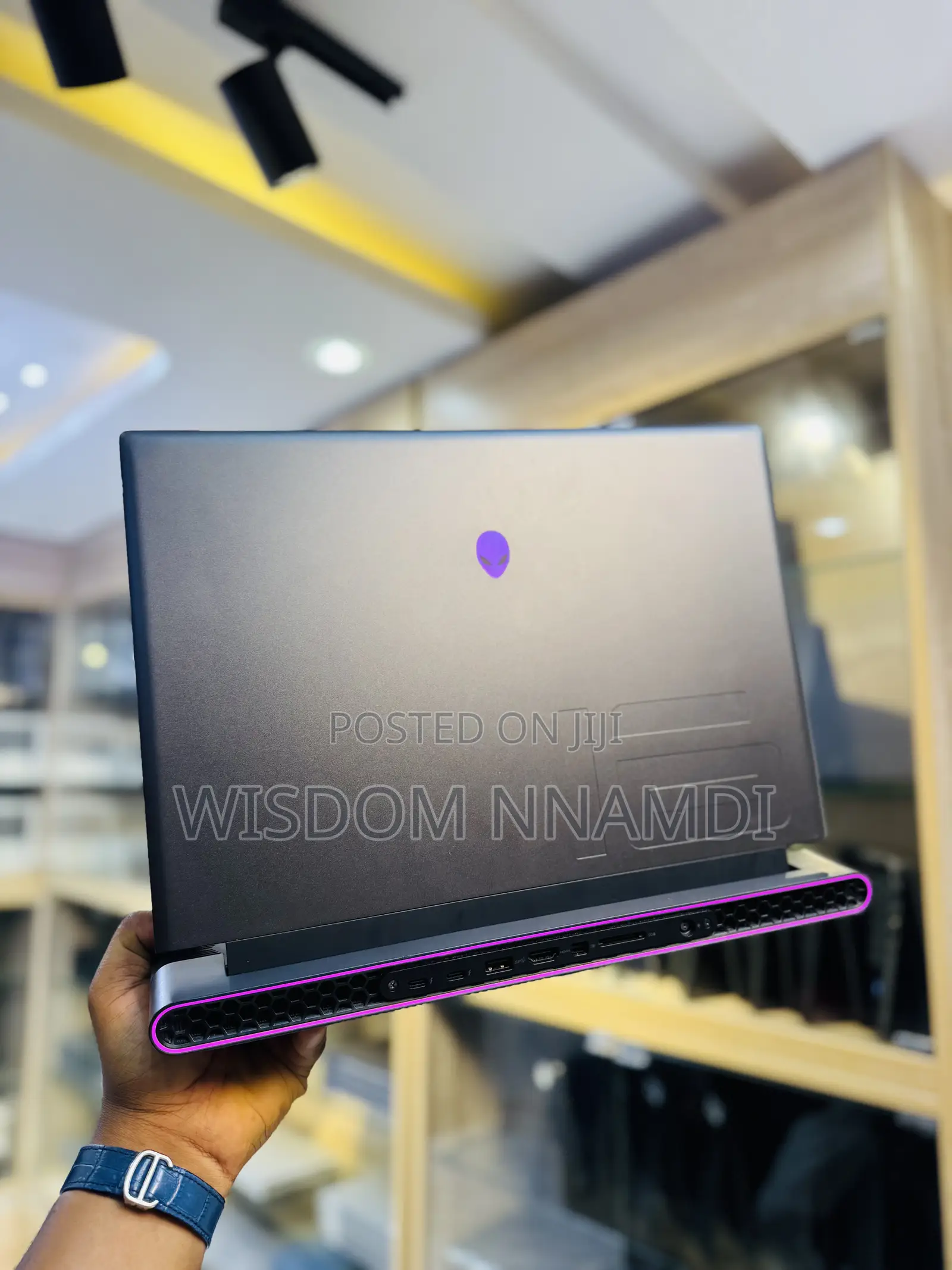 Laptop Dell Allienware M18 R1 16GB Intel Core i9 SSD 1T