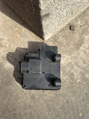 Toyota Camry 2010 Gearbox / Transmission Control Unit - TCM (22 Pins)