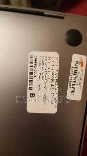 Laptop Apple MacBook 2018 16GB Intel Core i7 SSD 512GB