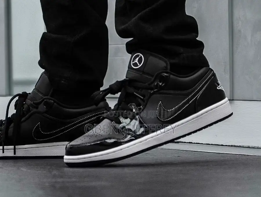 Original Air Jordan 1 Low Se Black/White