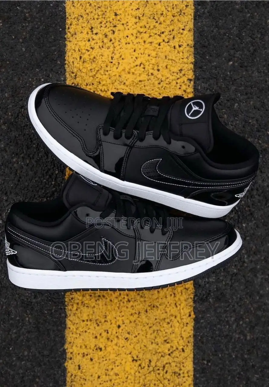 Original Air Jordan 1 Low Se Black/White