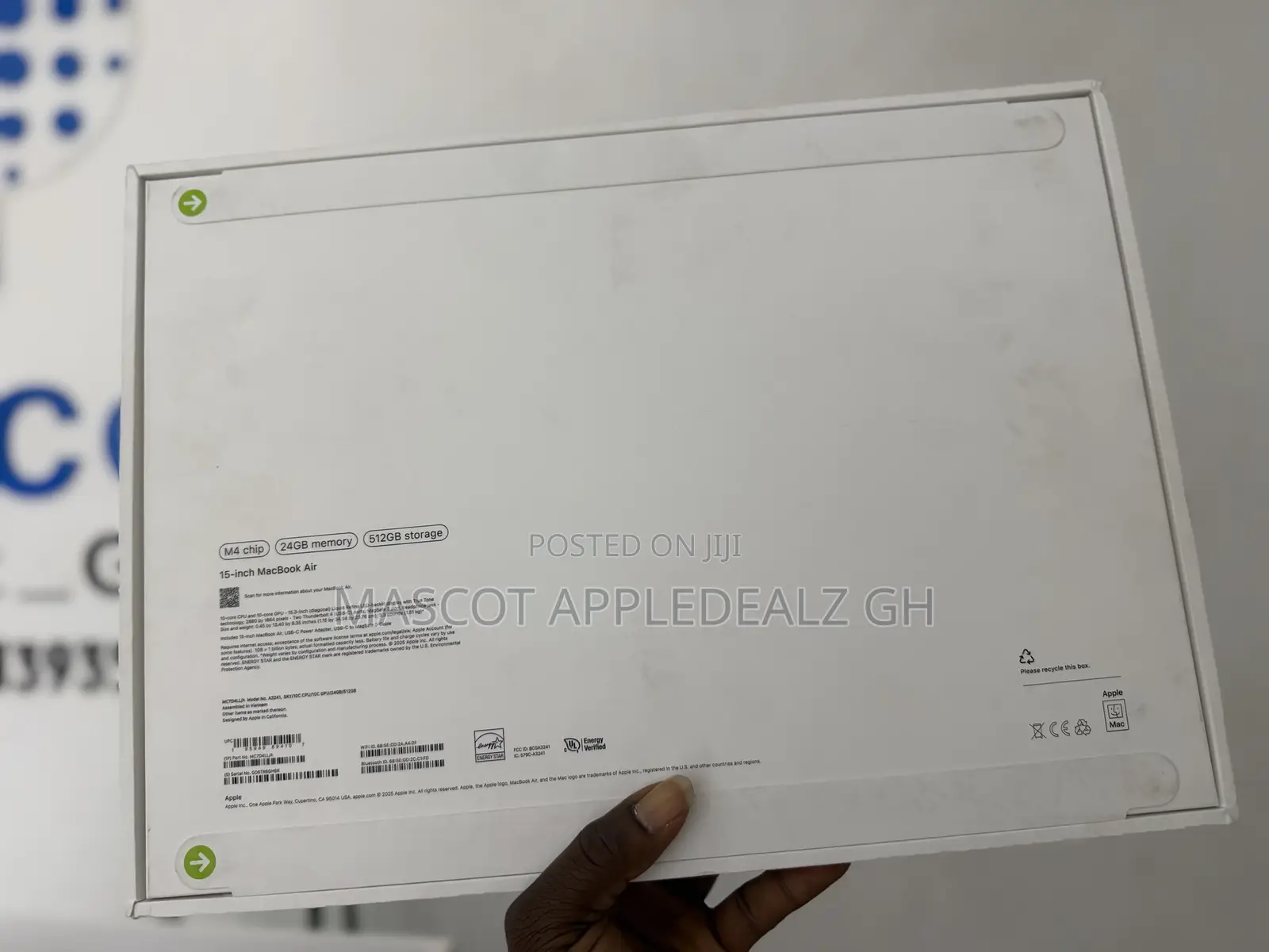 New Laptop Apple MacBook Air 2025 M4 24GB Apple M4 SSD 512GB