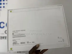 New Laptop Apple MacBook Air 2025 M4 24GB Apple M4 SSD 512GB