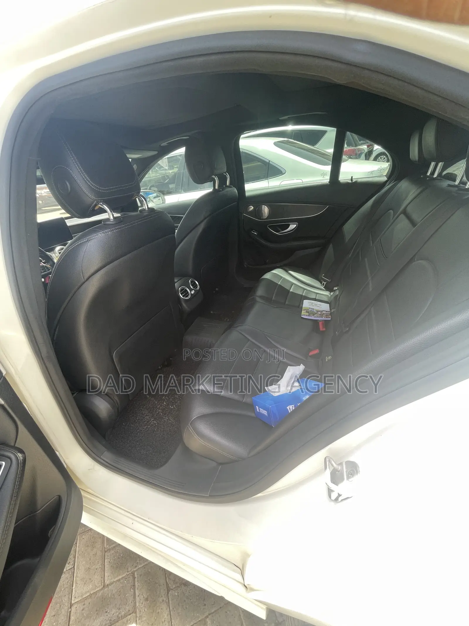 Mercedes-Benz C300 Base 4Matic Sedan AWD (2.0L 4cyl 7A) 2016 White