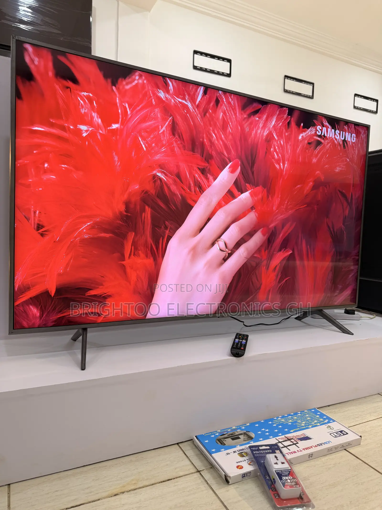 65inches Samsung Qled Tv