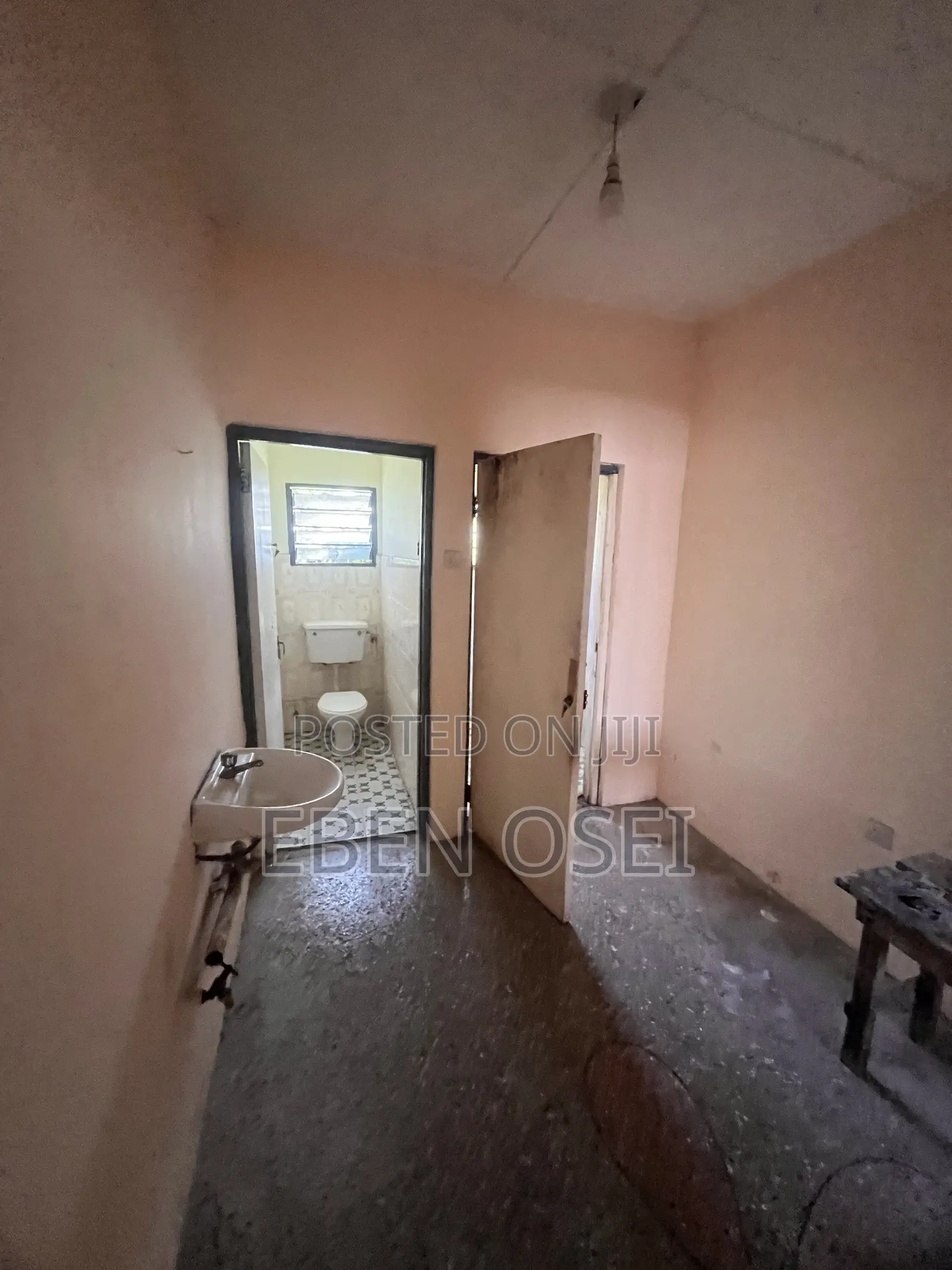2bdrm Apartment in Dansoman for rent