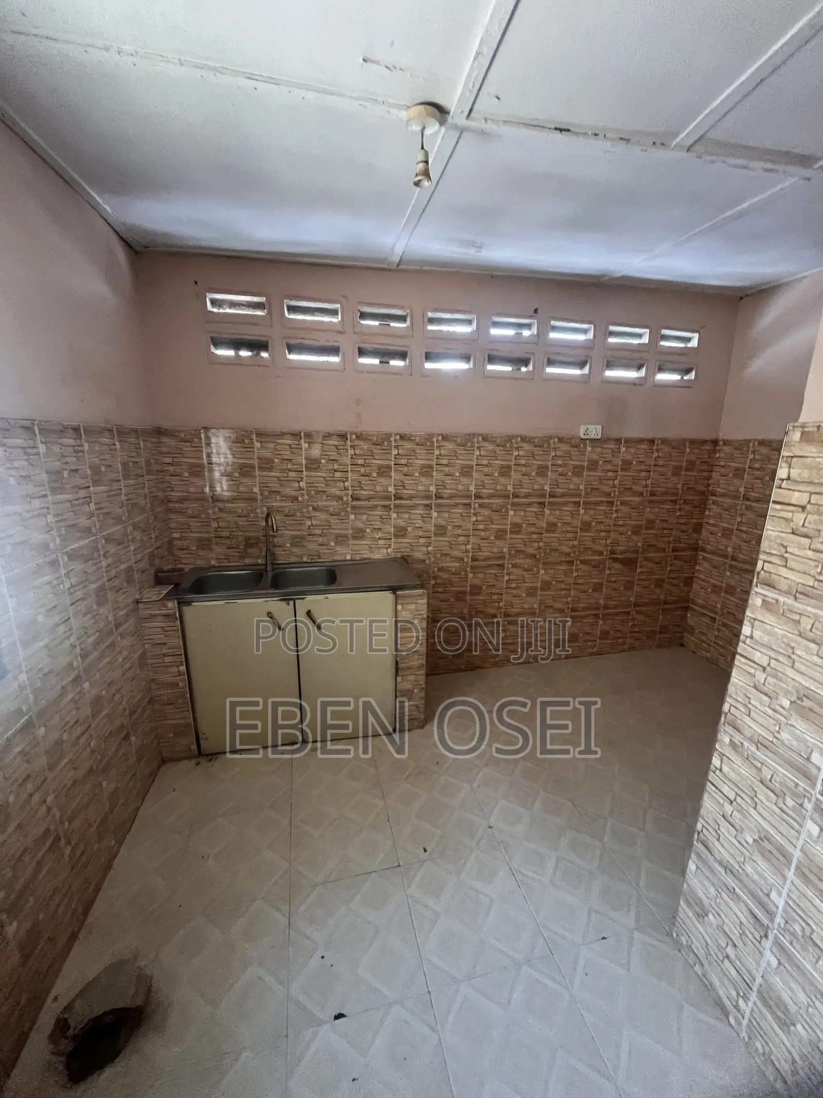2bdrm Apartment in Dansoman for rent