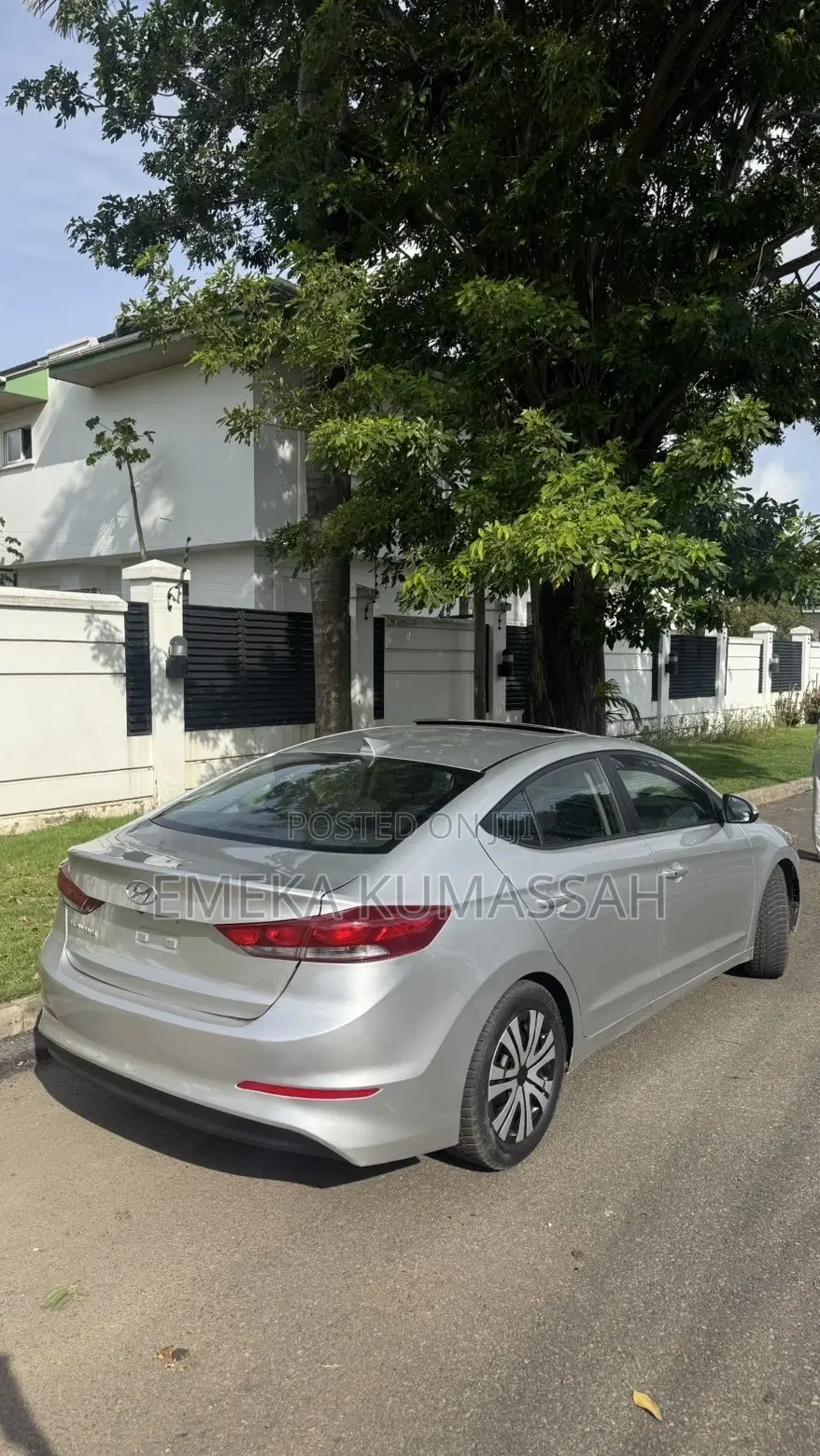 Hyundai Elantra Limited Sedan FWD (2.0L 4cyl 6A) 2017 Gray