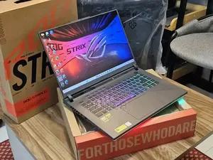 New Laptop Asus ROG Strix G17 16GB AMD Ryzen 9 SSD 512GB