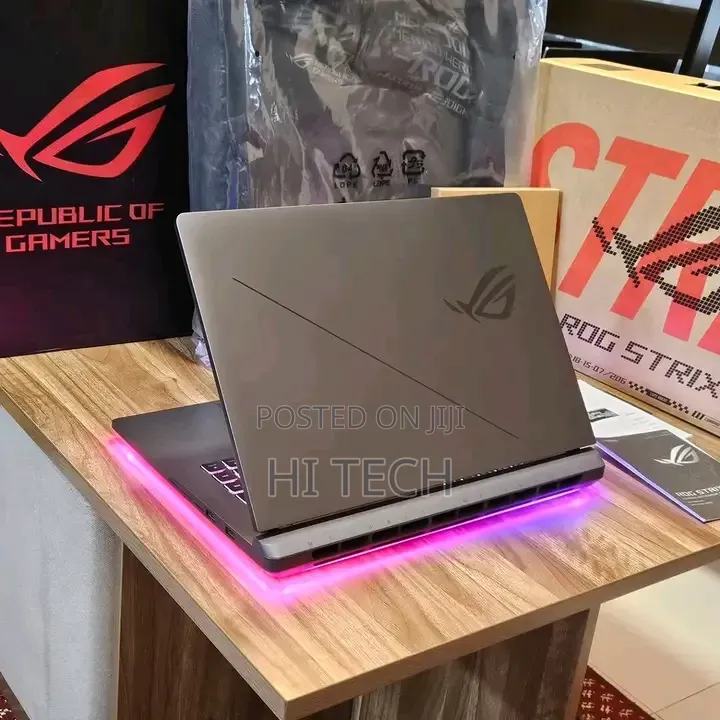 New Laptop Asus ROG Strix G17 16GB Intel Core Ultra 9 SSD 1T