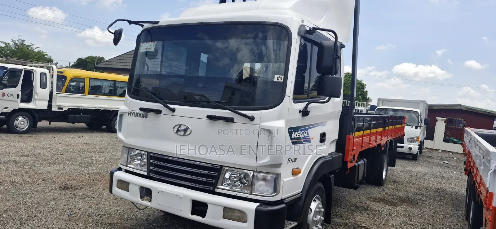Hyundai 5 Ton 8hoes