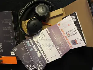Jbl Tune 520 Headphones Slightly Used