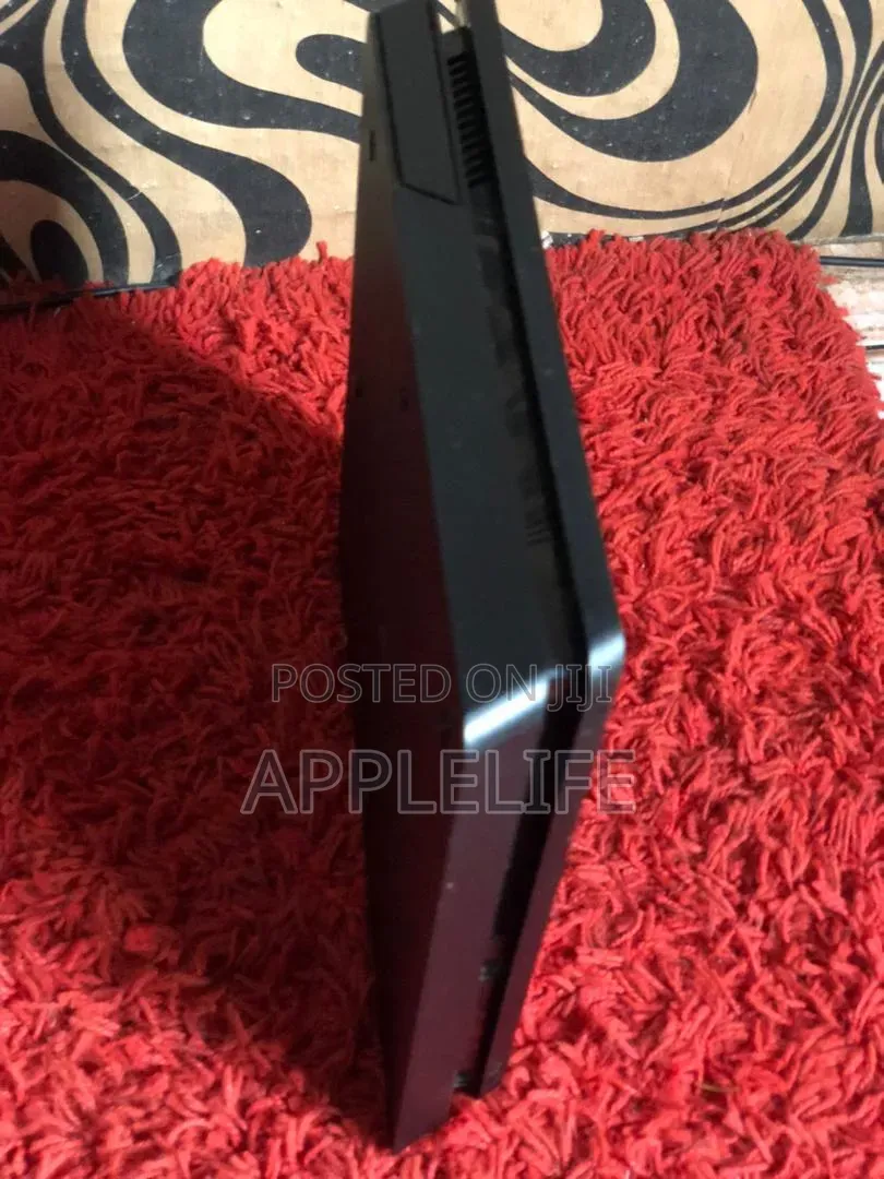 Ps4 Slim With 10 Games