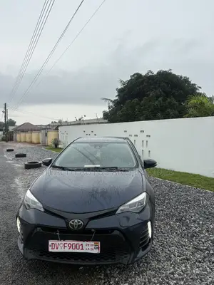Toyota Corolla SE (1.8L 4cyl 2A) 2019