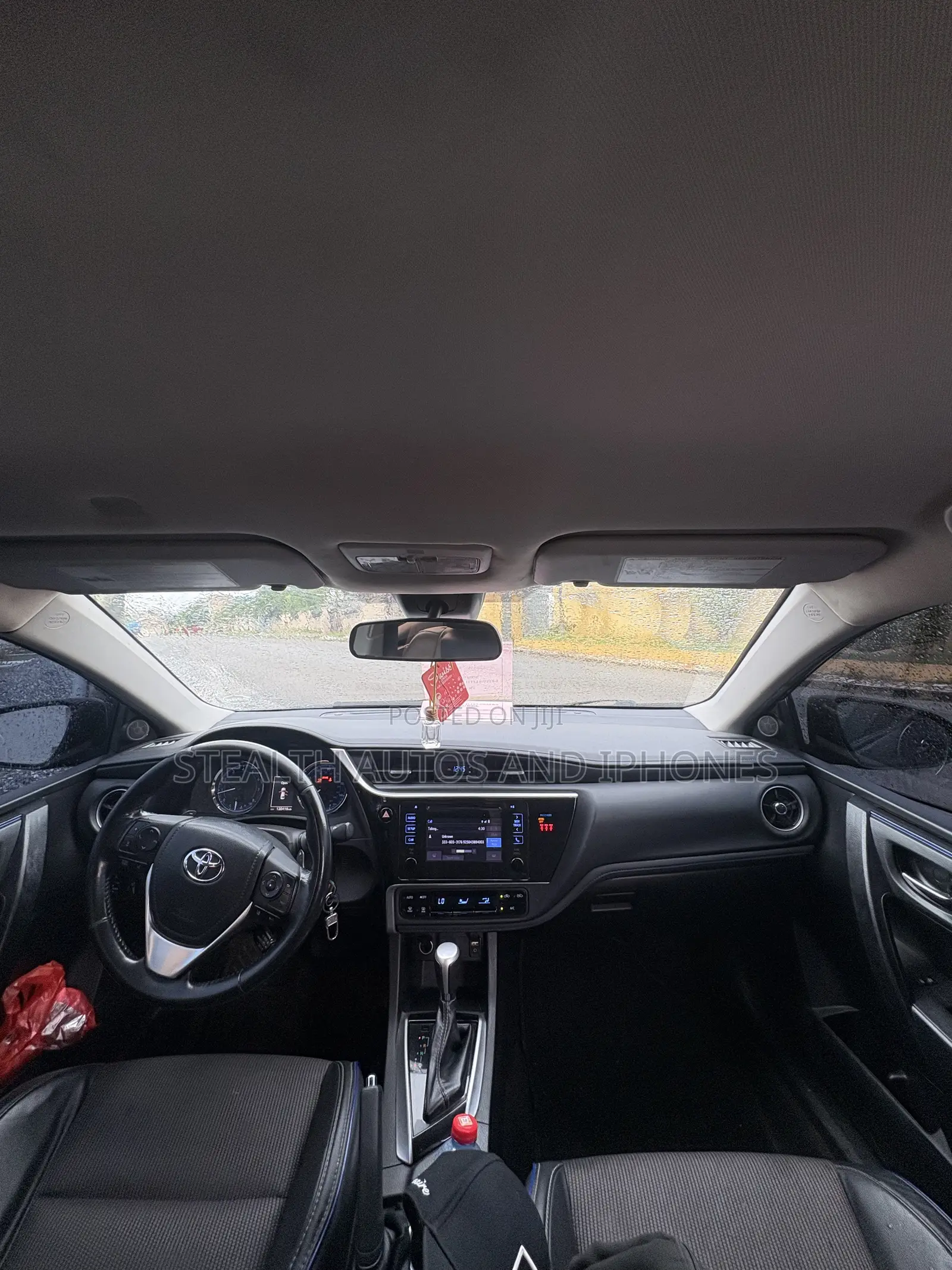 Toyota Corolla SE (1.8L 4cyl 2A) 2019