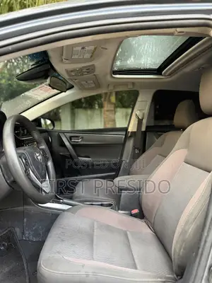 Toyota Corolla LE Eco (1.8L 4cyl 2A) 2019 Gray