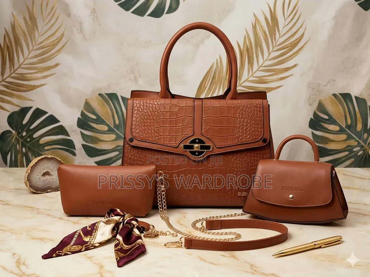 Highly Italian Leather Ladies Hand / Dressing Bags